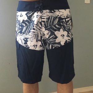 Columbia Men’s Swim Trunks/Shorts Sz 36